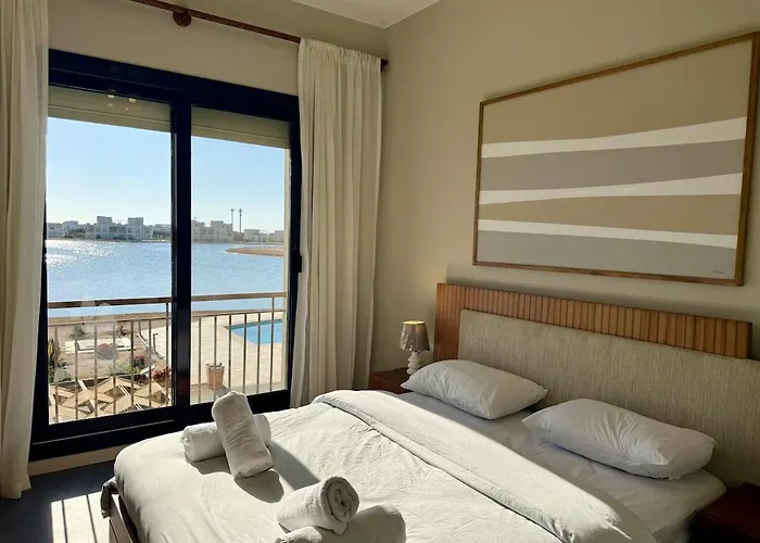 Elegant 3br - Free Pool & Lagoon Access In El Gouna