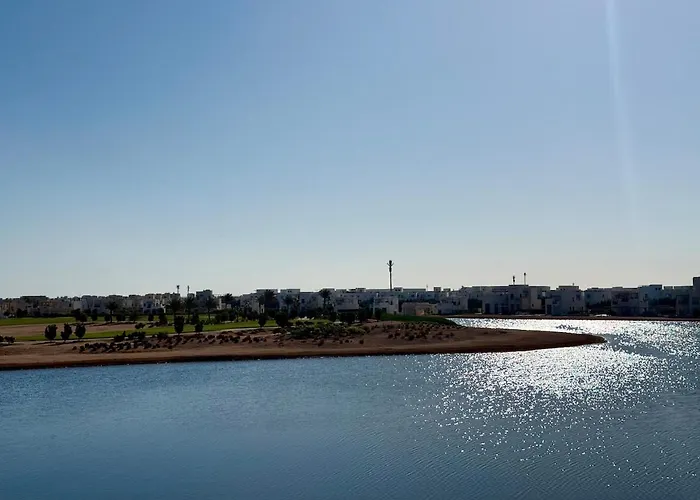 Elegant 3br - Free Pool & Lagoon Access In El Gouna Villa Hurgada